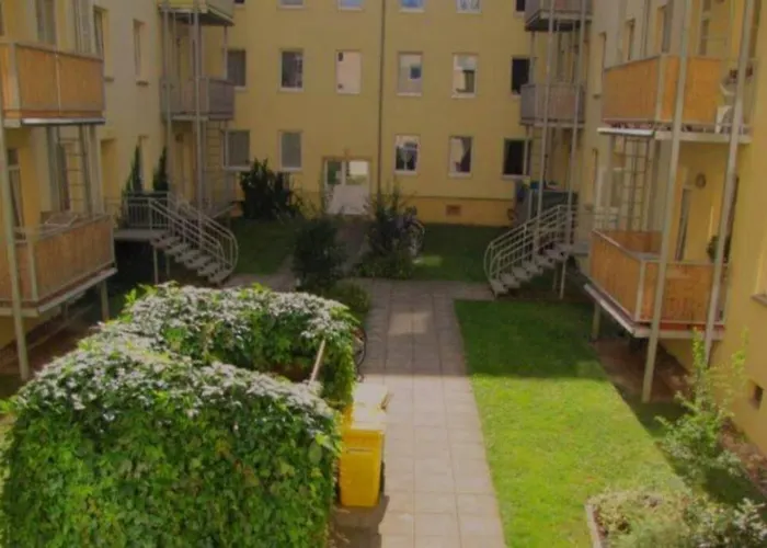 Cityappartement With Balcony