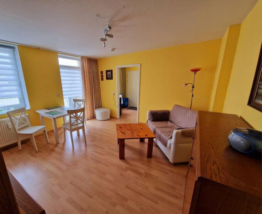 Cityappartement With Balcony * Magdeburg